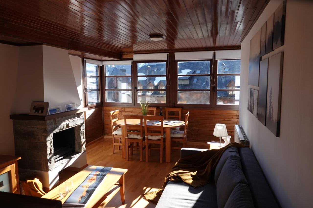 Stone Garaje Cubierto Y Trastero Pirineos360 Apartment Formigal Exterior photo